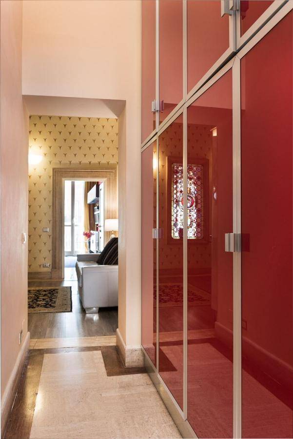 Apartment Nsm 71viadelcorso Con Terrazzo Rom
